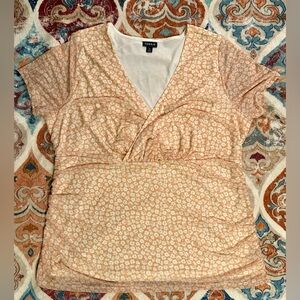 Torrid Peach and White Floral Blouse